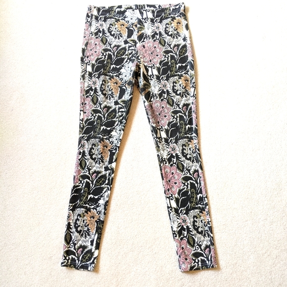 Topshop Pants - Topshop floral printed leggings Sz 8